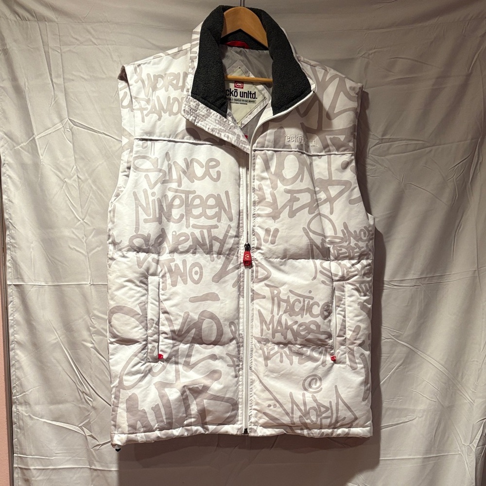 Ecko Unlimited White and Gray Graphic Vest